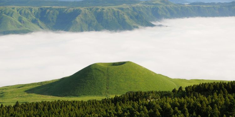 Zware aardbeving van 7,1 treft zuiden van Japan